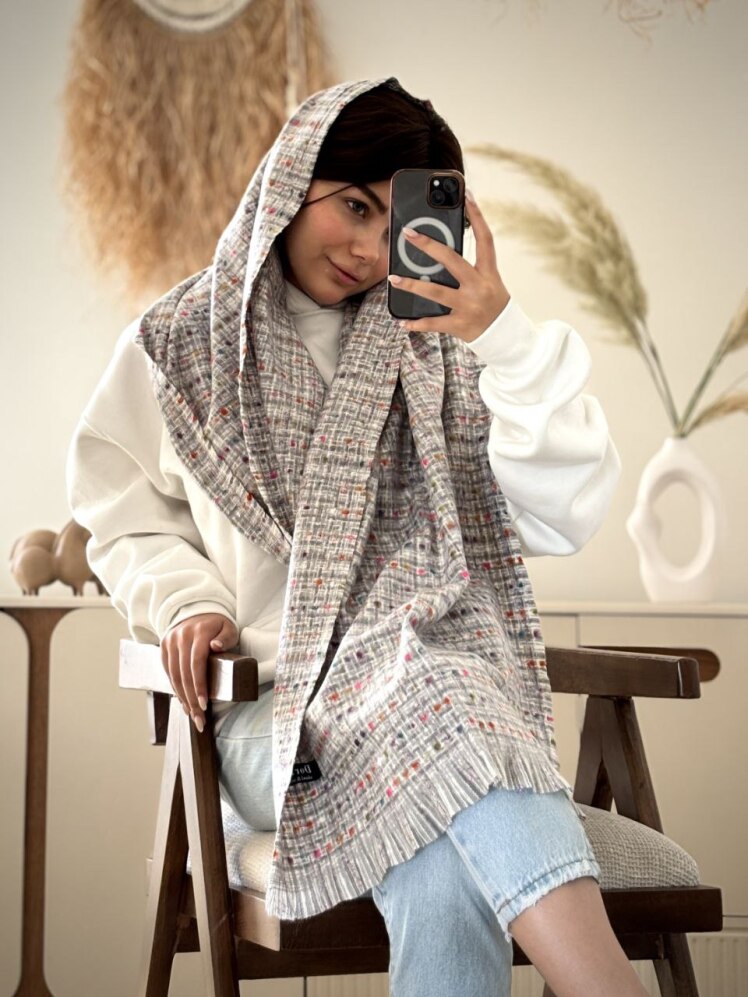 خرید اینترنتی عمده شال و روسری از ولا اسکارف